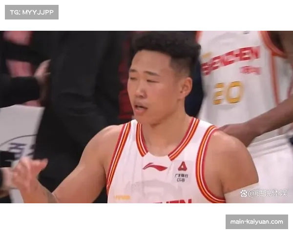 贺希宁带伤血战38分钟 深圳后卫攻防一体获主帅盛赞